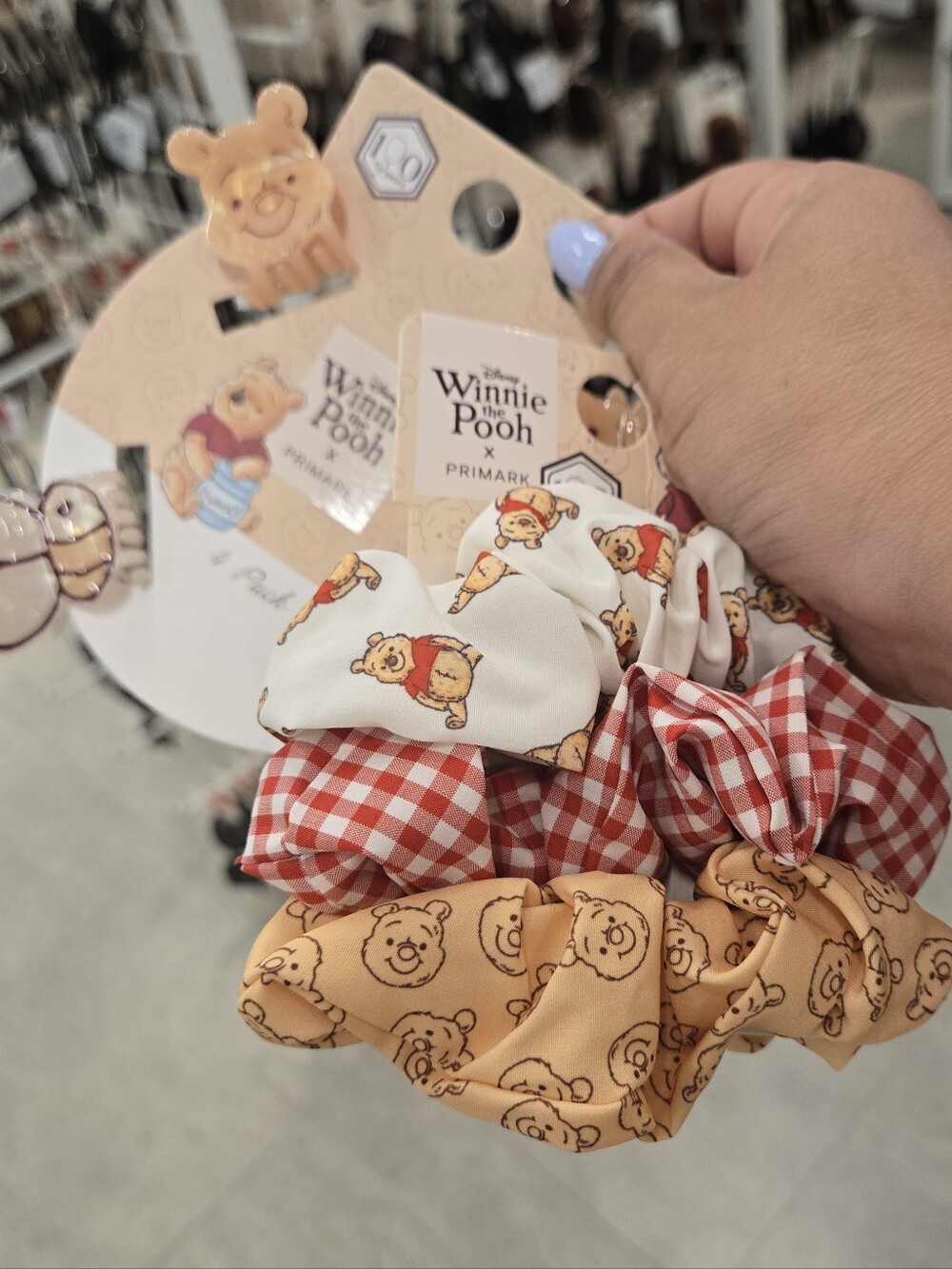 Winnie the Pooh x Primark Hair Clip & Scrunchie Set - Yellow, Red, Cream, Blue - Picture 3 of 3